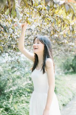 5个小秘诀！教你打造水蜜桃唇蜜嘟嘟唇，这真的是桃花吗？
